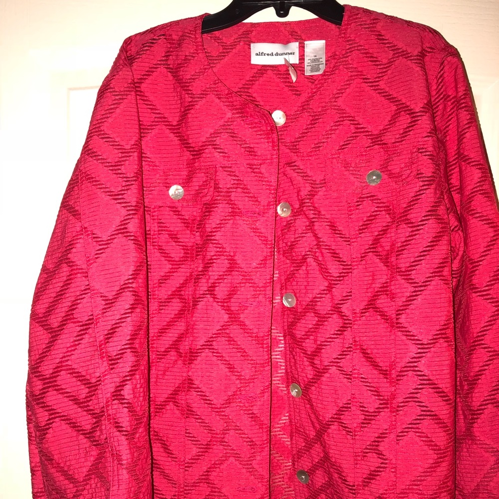 Pink light blazer for any occasion